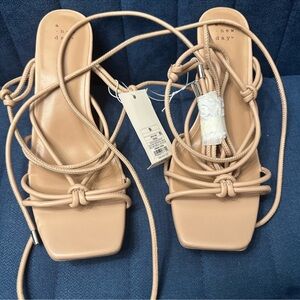 NWT A New Day strappy sandals 9.5